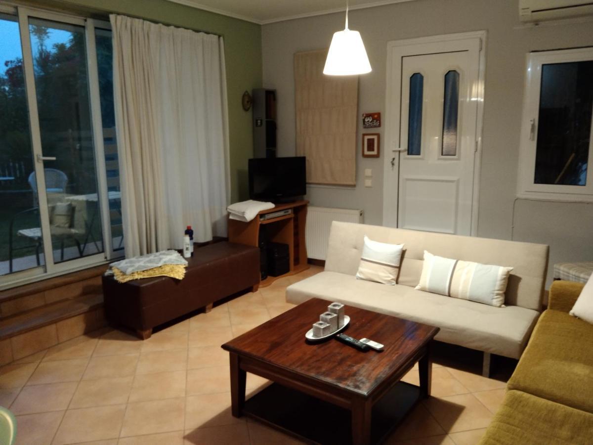 Ησυχες Διακοπες Villa Kalamata Exterior photo